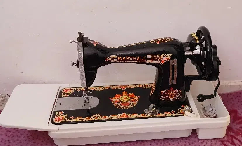 چرخ خیاطی نو نو مال جهیزیه هستش|چرخ خیاطی و ریسندگی|مشهد, حجت|دیوار