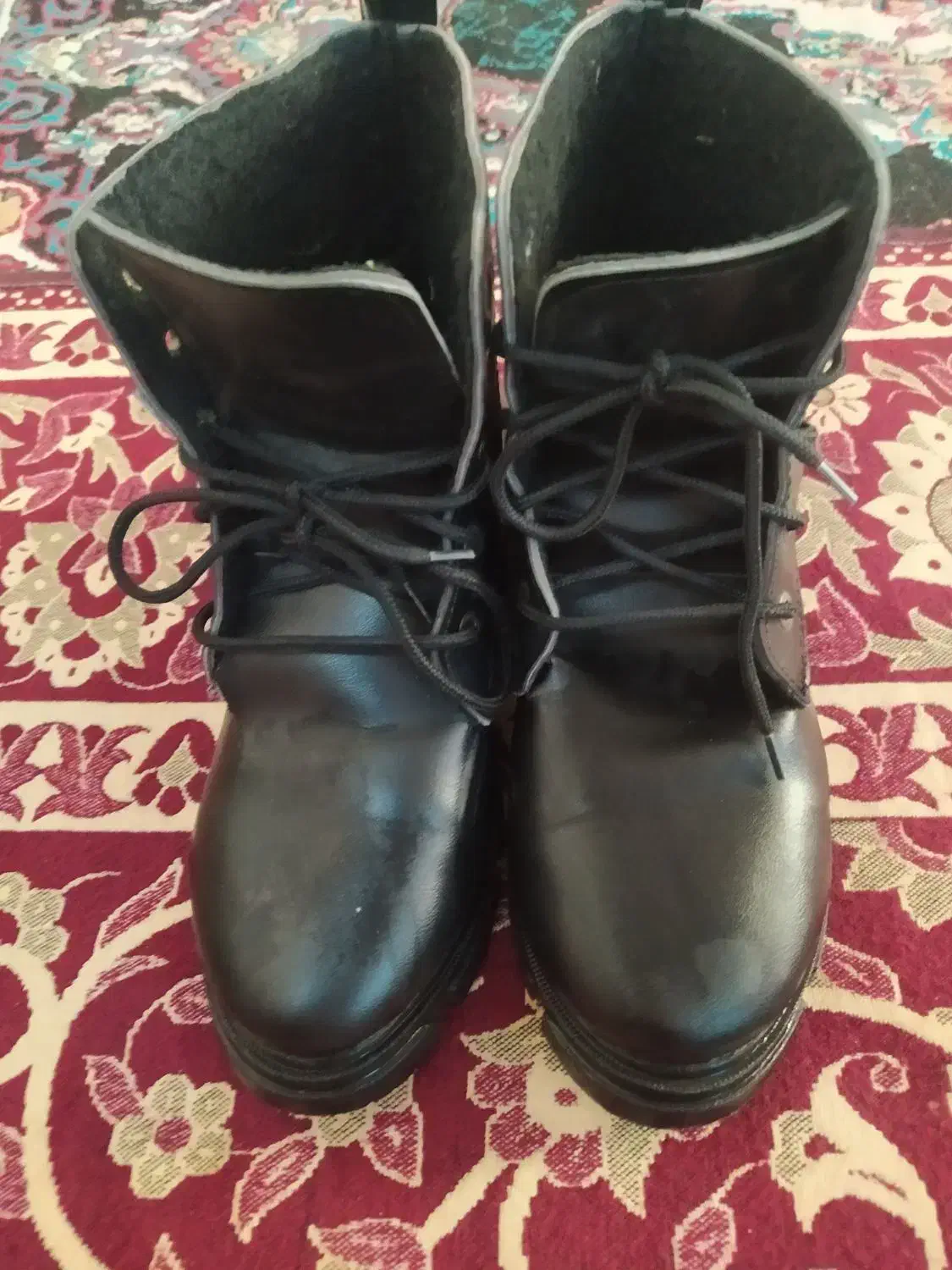 پوتین|کیف، کفش، کمربند|سنندج, |دیوار