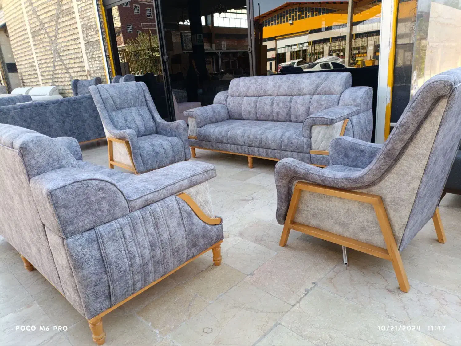 مبل راحتی  فروش مستقیم از کارخانه% بصورت قسطی|مبلمان خانگی و میز عسلی|شیراز, بازار|دیوار