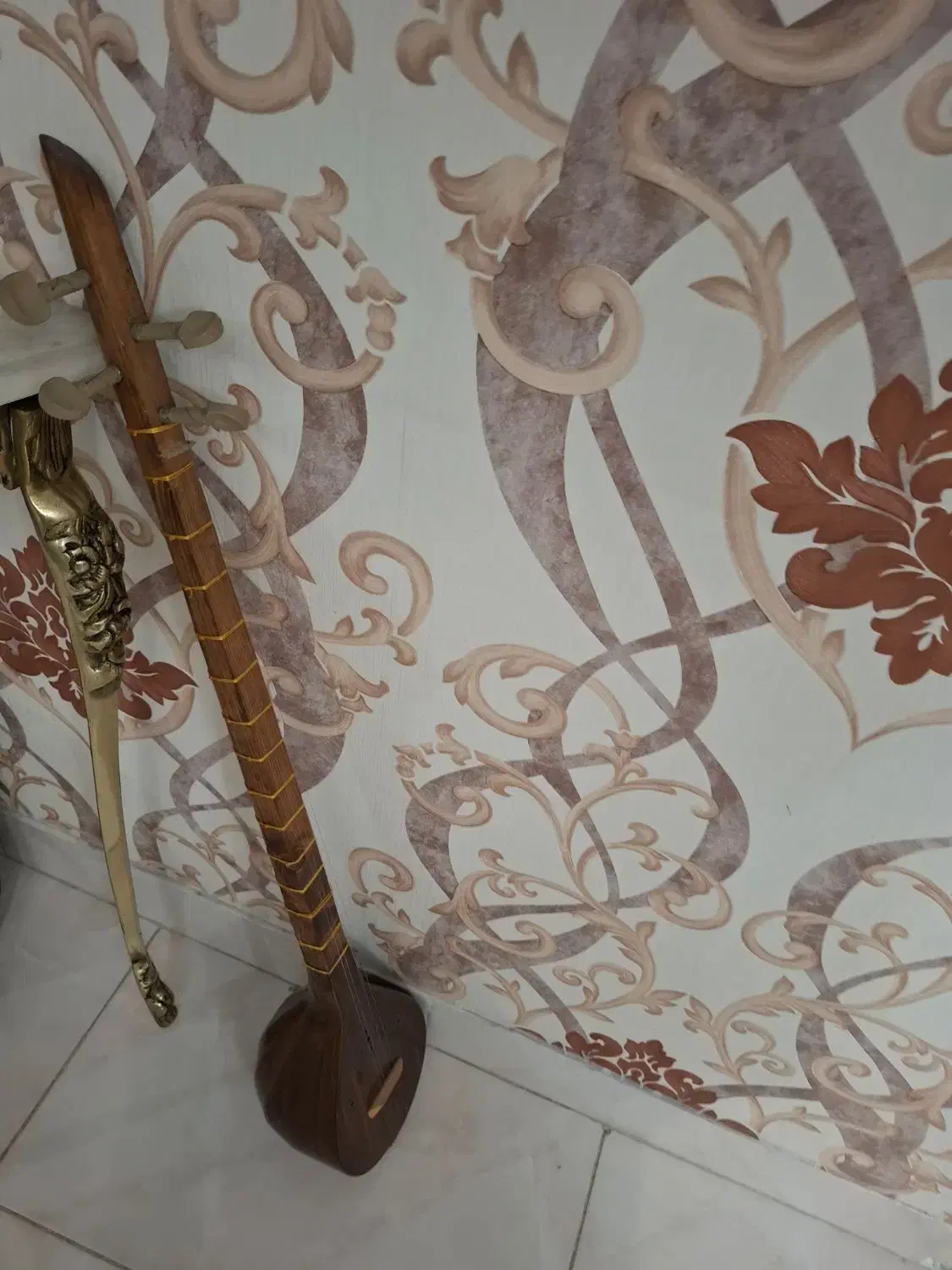 سه تار|سازهای سنتی|کرج, خرمدشت|دیوار