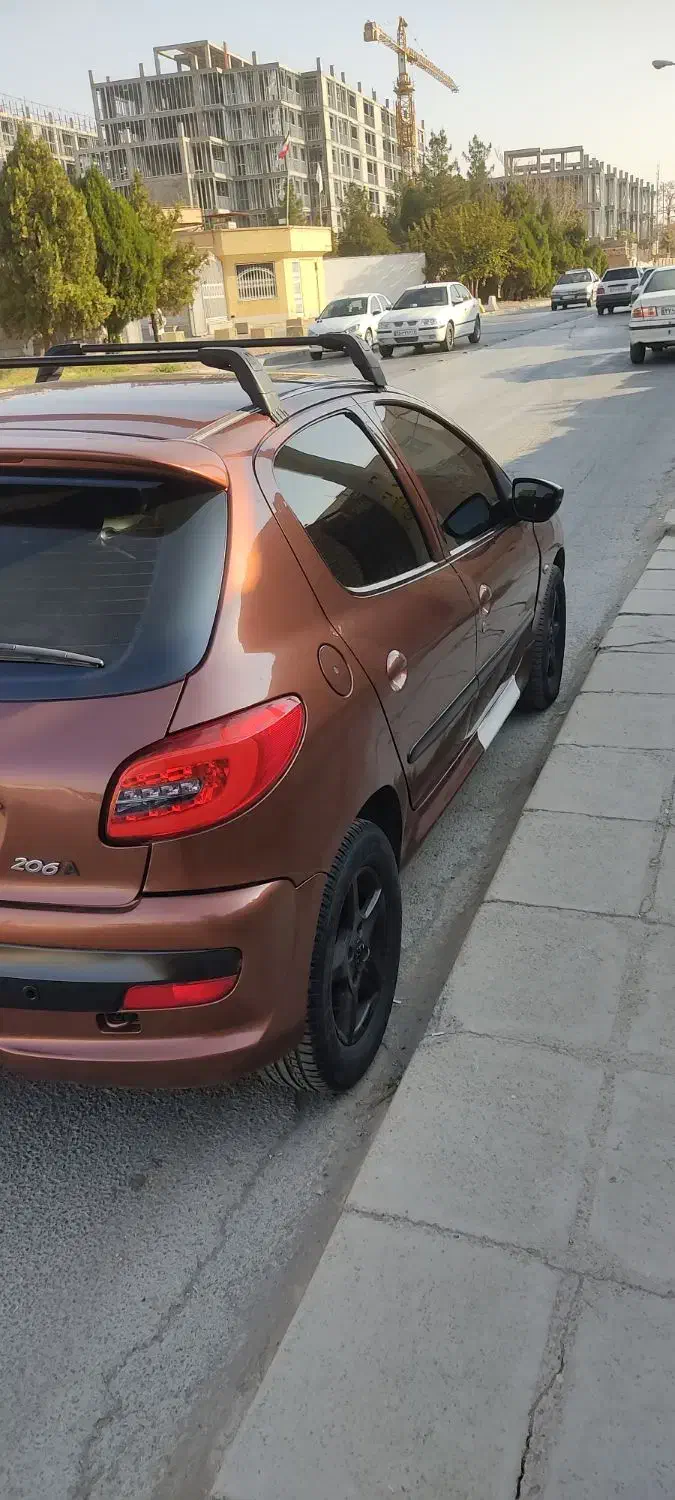 پژو ۲۰۶ تیپ ۶ اتومات|خودرو سواری و وانت|اصفهان, خانه اصفهان|دیوار