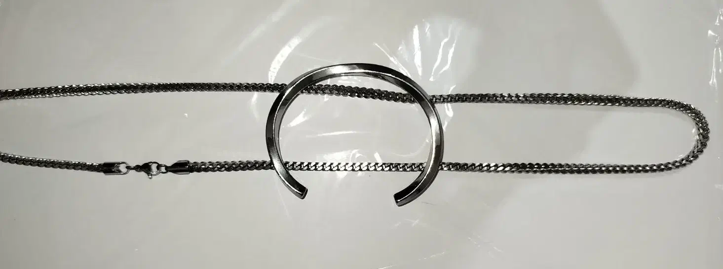 ست کامل گردنبد و دستبند بنگل پیچی‌‌‌.  نقره‌ای|جواهرات|اسلام‌شهر, شهرک مهدیه|دیوار