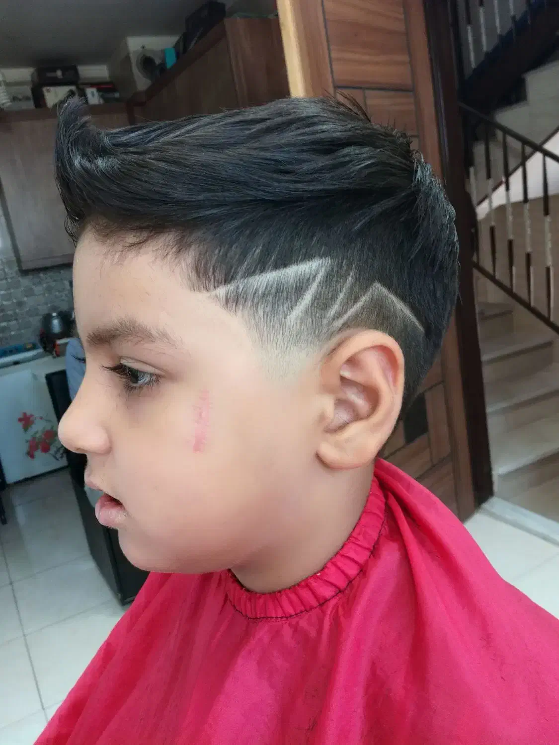 آرایشگر سیار مردانه/خدمات حرفه ای ارایشگری در محل|خدمات آرایشگری و زیبایی|اصفهان, احمدآباد|دیوار