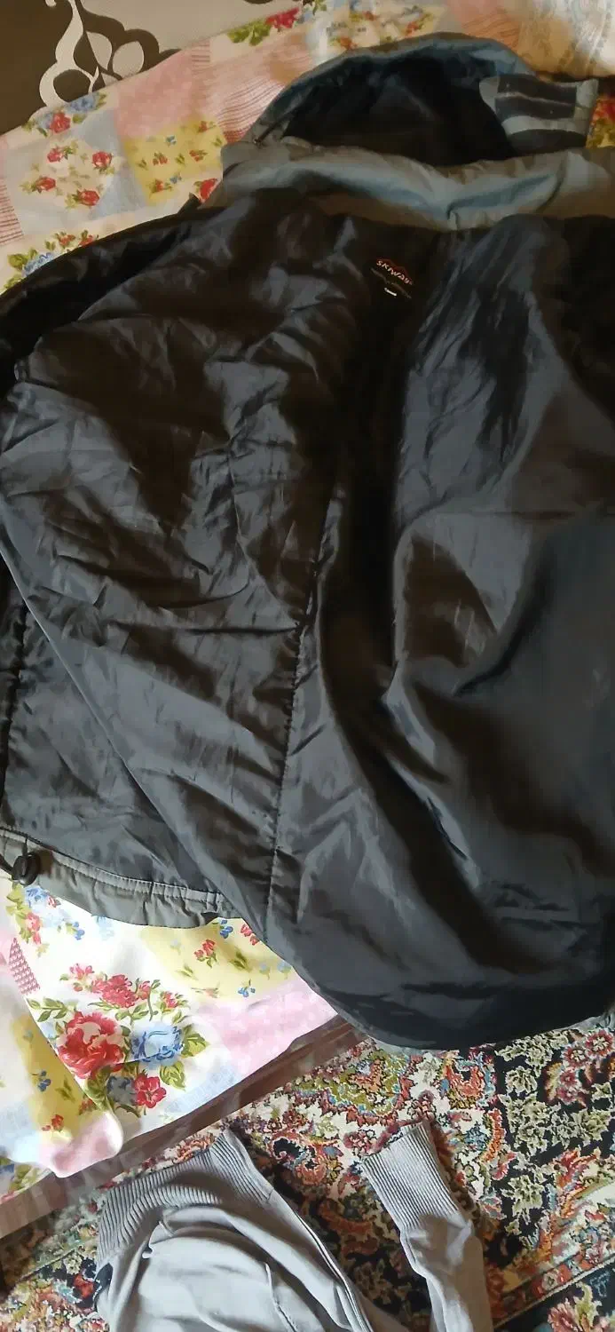 کاپشن سایزبزرگ نو|لباس|رشت, امین الضرب|دیوار