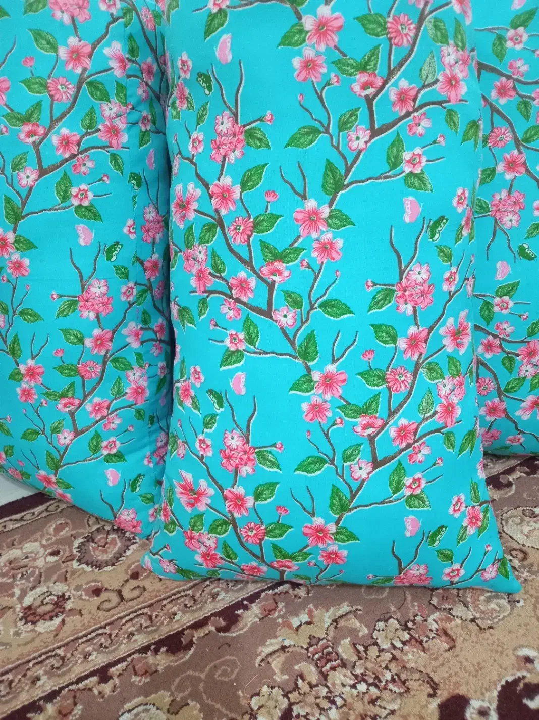 بالش|رختخواب، بالش، پتو|رشت, شهرک صبا|دیوار