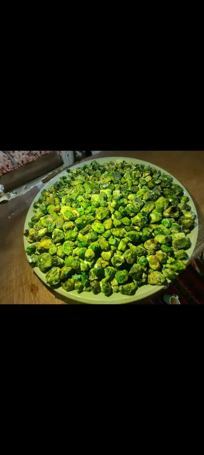 گارنت ،سبز|جواهرات|شهر ری, علایین|دیوار