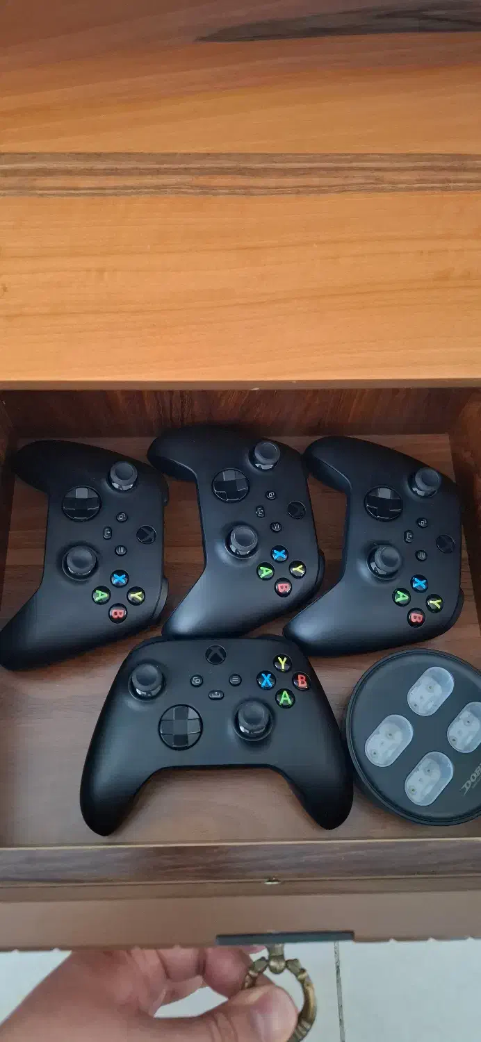 کنسول بازی|کنسول، بازی ویدئویی و آنلاین|اندیشه, اندیشه فاز ۳|دیوار