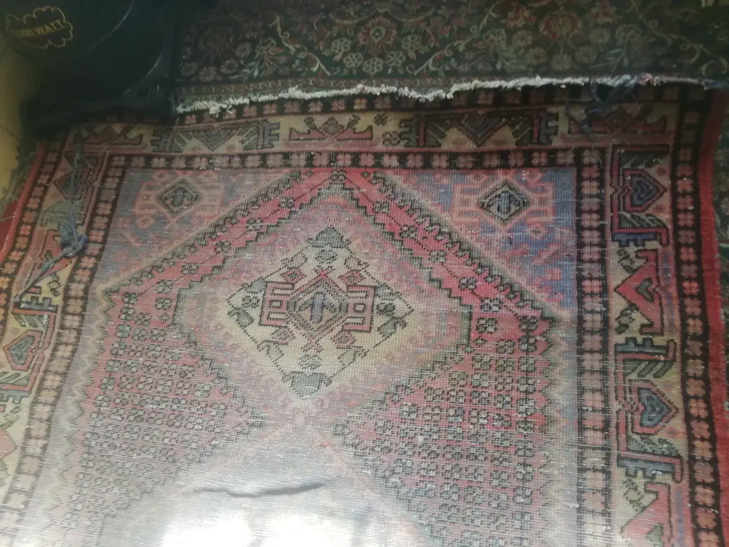 قالیچه فرش دستبافت عتیقه|فرش|اصفهان, گلستان|دیوار