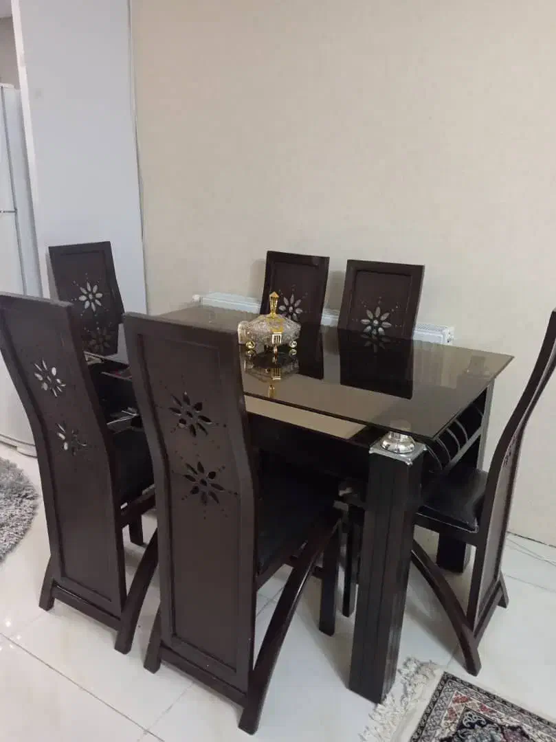 میز ناهار خوری|میز و صندلی غذاخوری|مشهد, کوی المهدی|دیوار