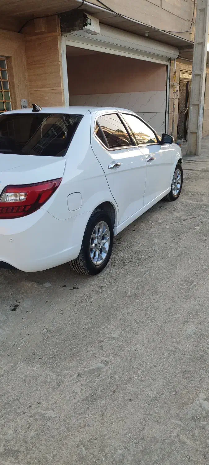 دنا پلاس ۶سرعته مدل 403|خودرو سواری و وانت|مریوان, |دیوار