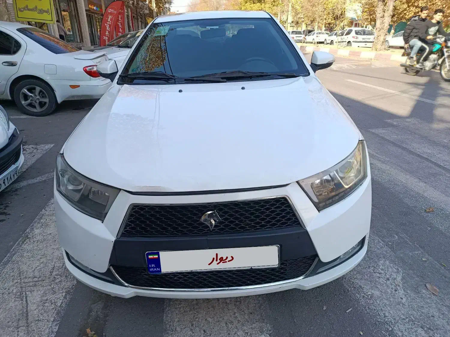 معاوضه دنا پلاس با پاسارگاد مهرگان|خودرو سواری و وانت|قزوین, |دیوار