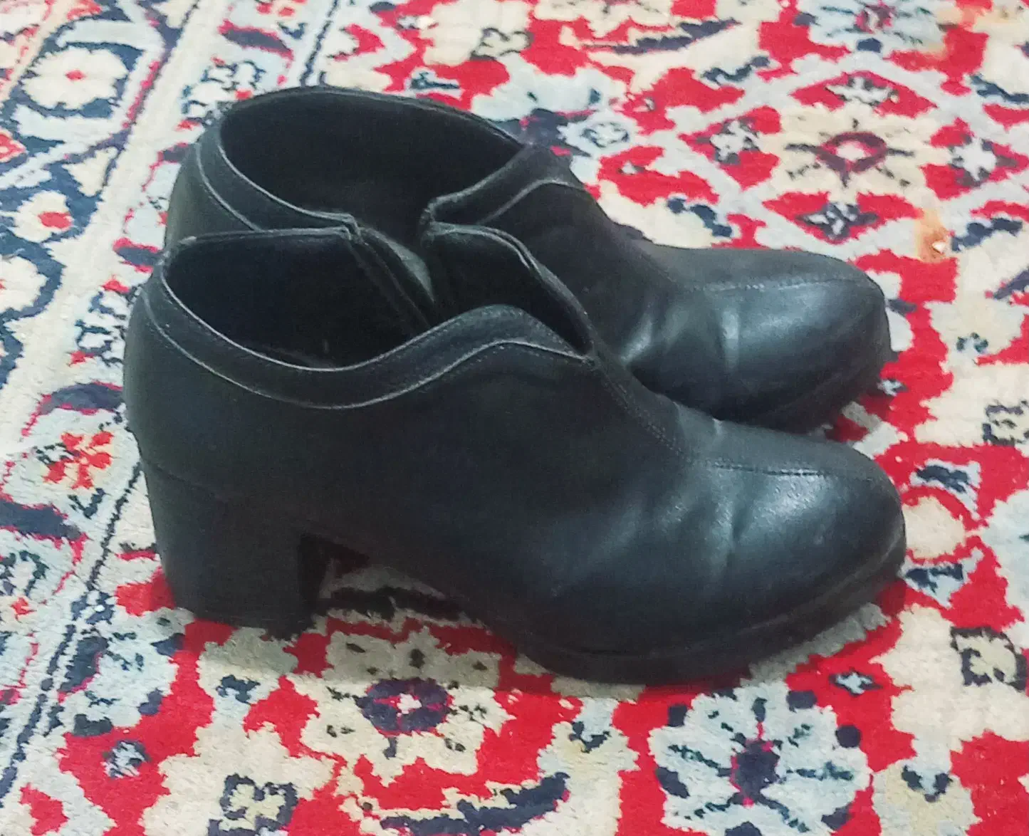 ی جفت کفش مجلسی شیک بفروش میرسد|کیف، کفش، کمربند|سوق, |دیوار