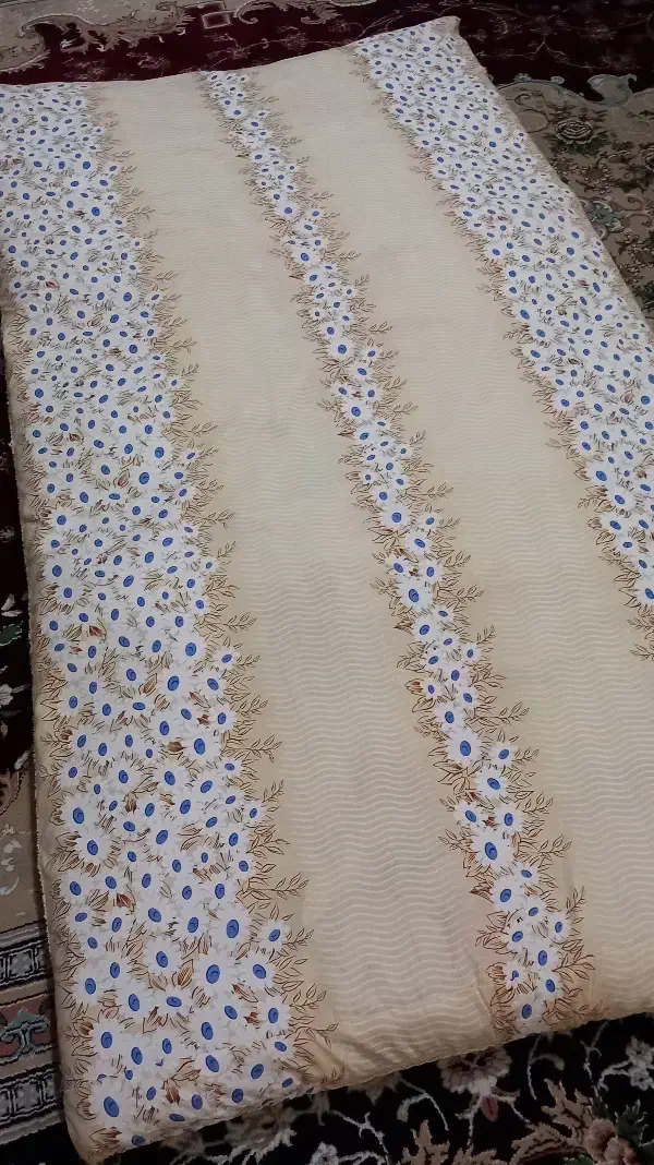 تشک پشمی|تشک تختخواب|تاکستان, |دیوار