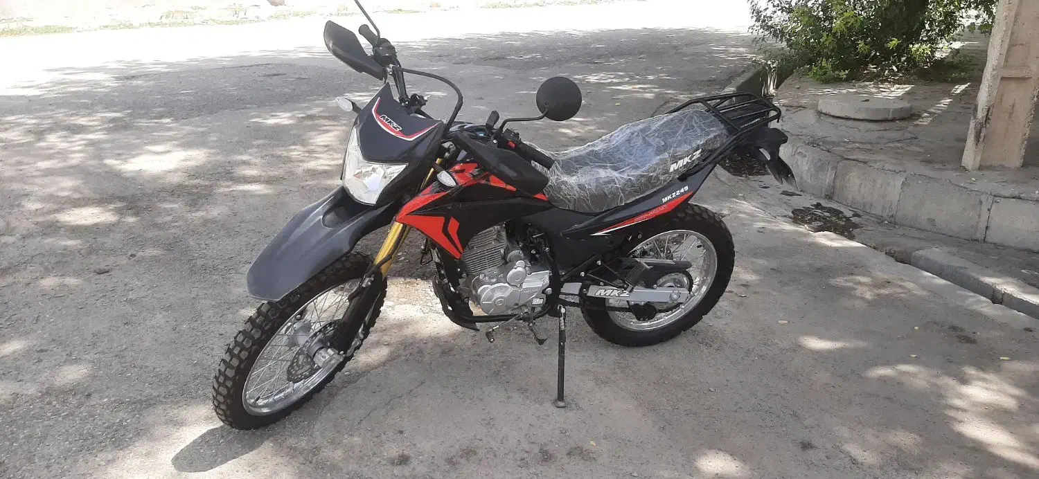 تریل ۲۵۰ mkz|موتورسیکلت|کرمانشاه, |دیوار