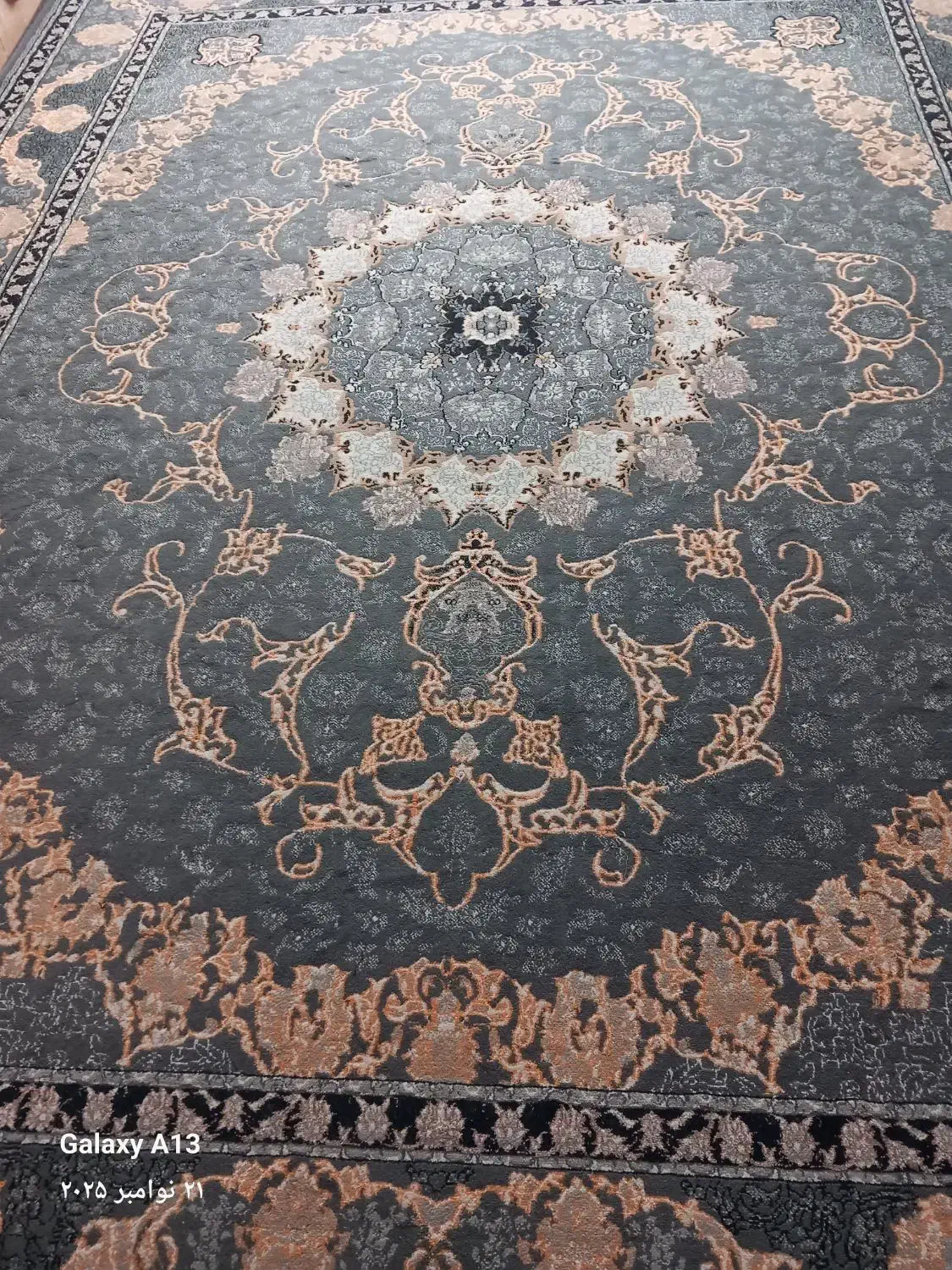 فرش ۱۲ متری رنگ طوسی تخفیفم داره|فرش|گالیکش, |دیوار