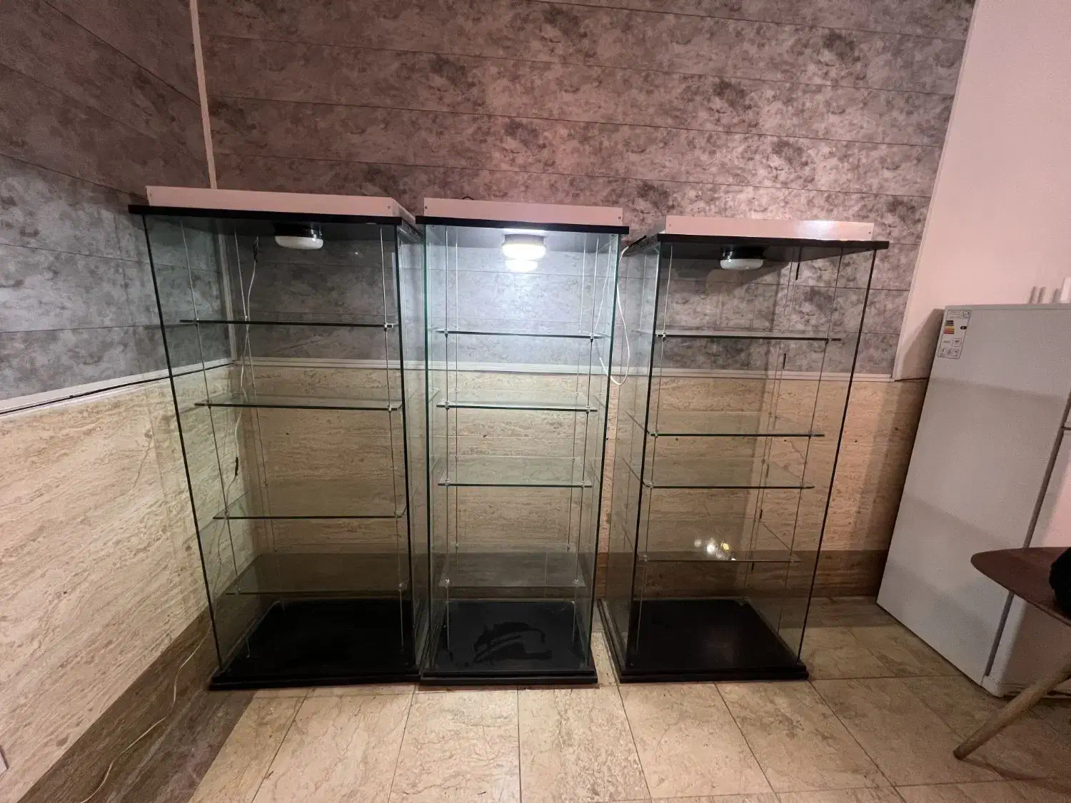 ویترین معلق شیشه ای|بوفه، ویترین، کنسول|تهران, شهرک غزالی|دیوار