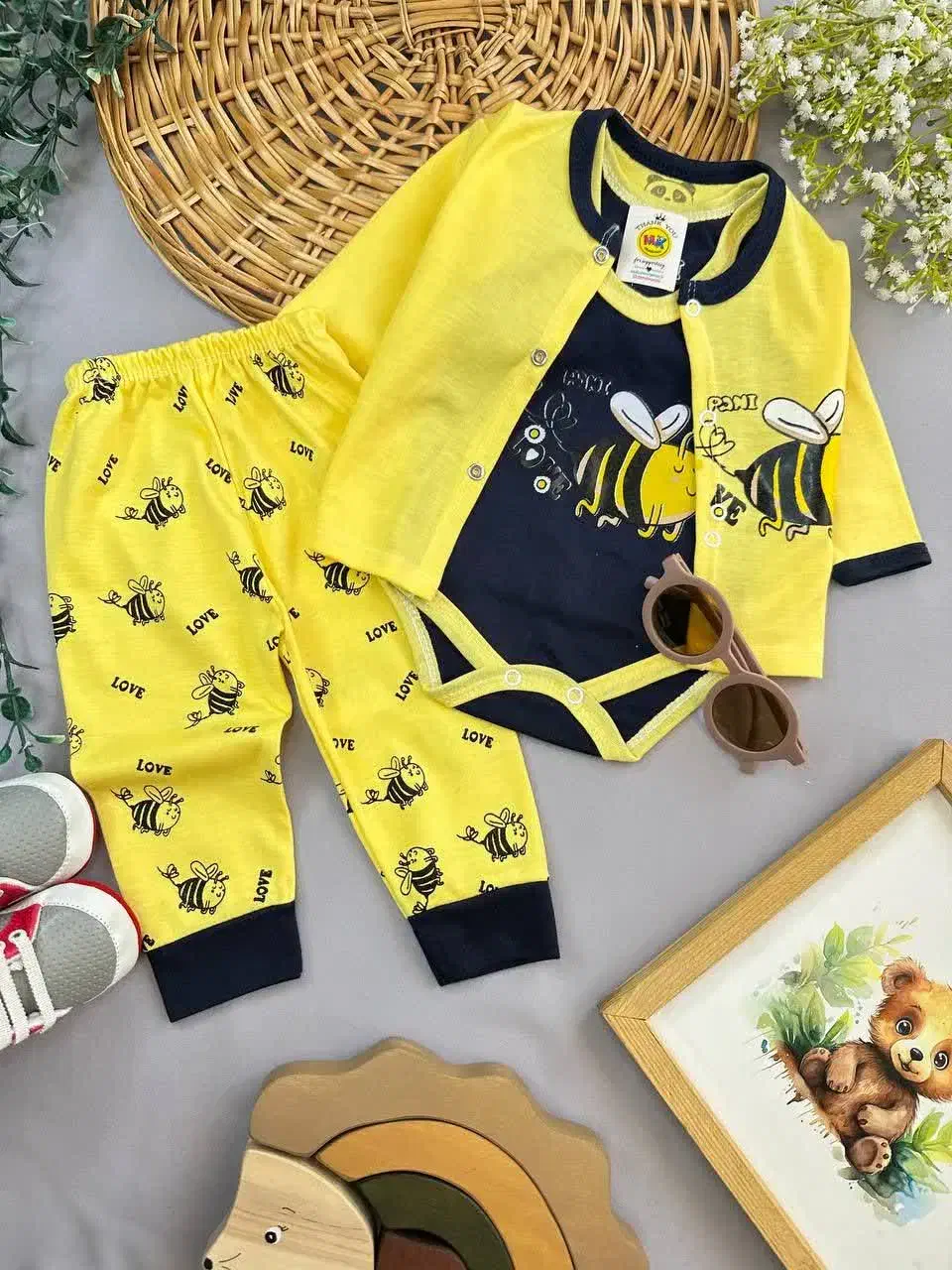 سرهمی و لباس بچگانه|لباس|فولادشهر, مسکن مهر فولادشهر|دیوار