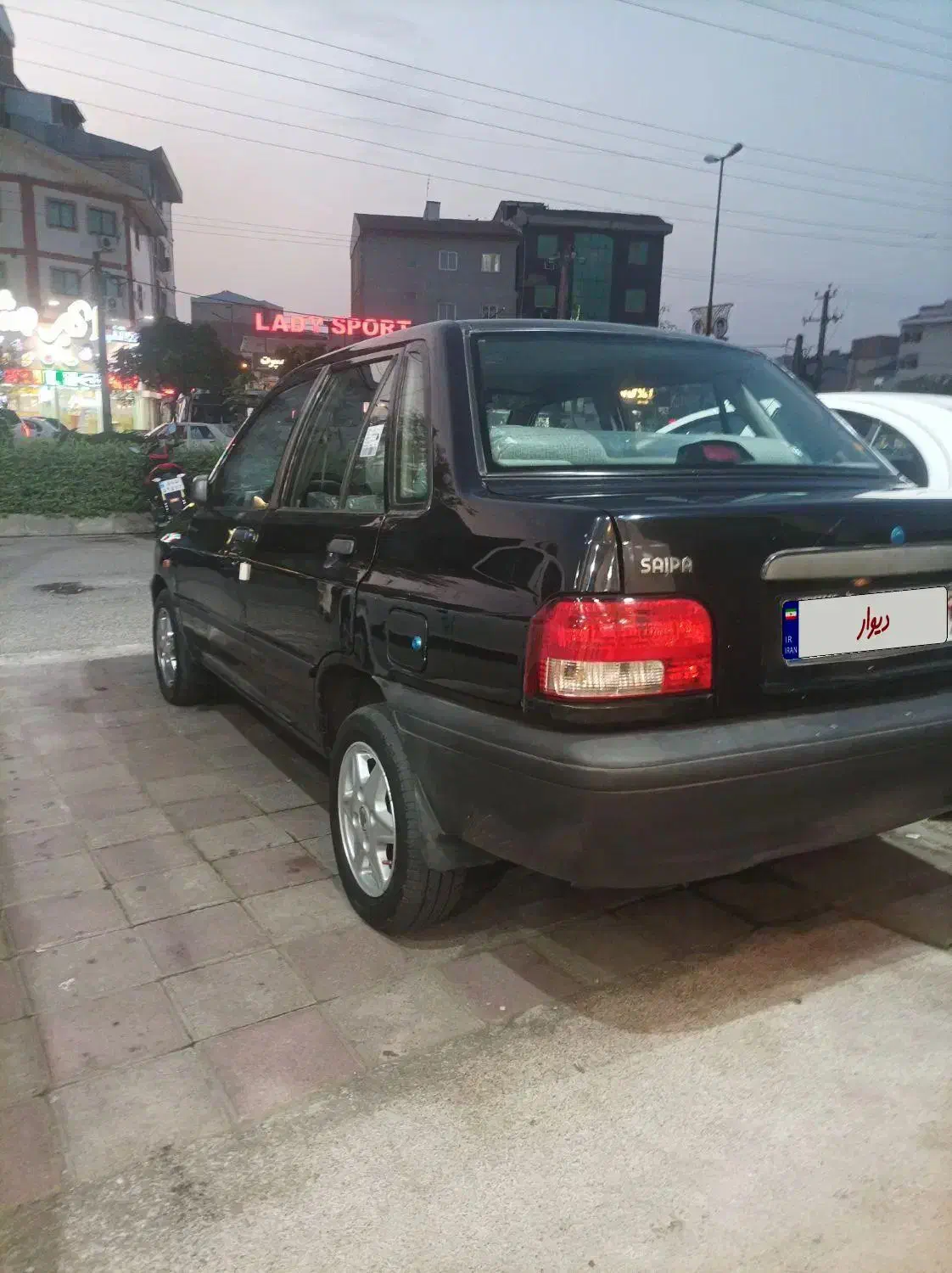 پراید 92فقط ی گلگیر رنگ|خودرو سواری و وانت|رشت, حمیدیان|دیوار