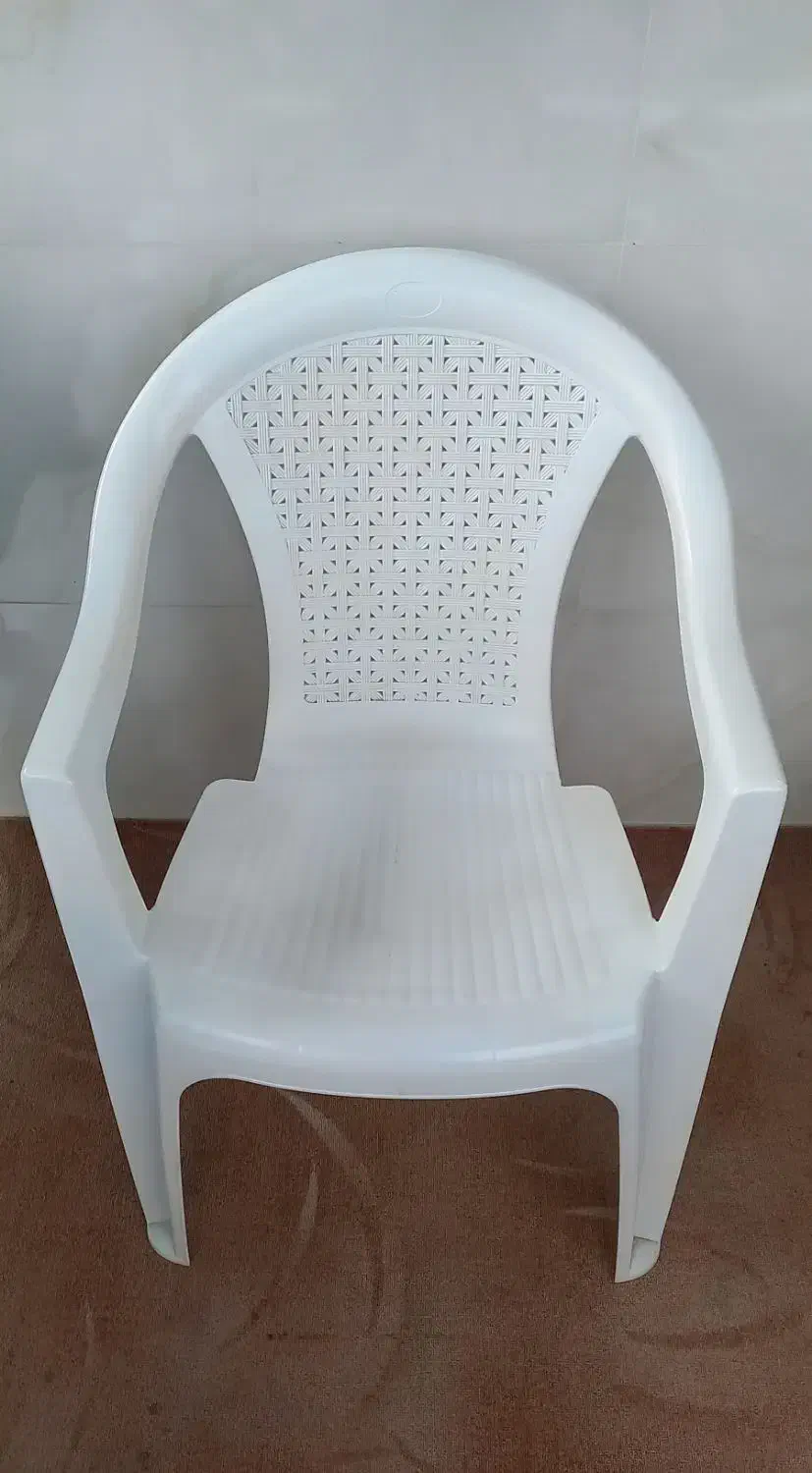 2 تا صندلی پلاستیکی ناصر|صندلی و نیمکت|گرگان, |دیوار