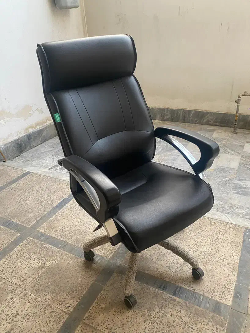 صندلی اداری در حد نو|مبلمان اداری|نکا, |دیوار