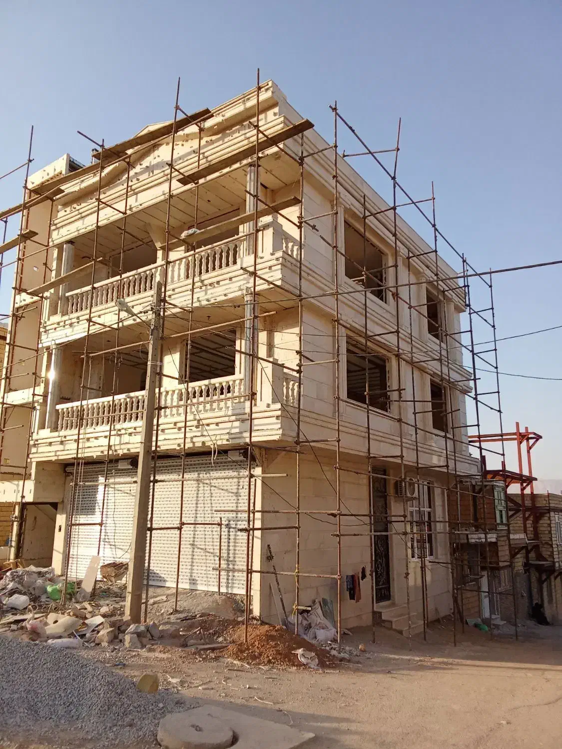 سنگ کاری نمای ساختمان|خدمات پیشه و مهارت|کرمانشاه, |دیوار