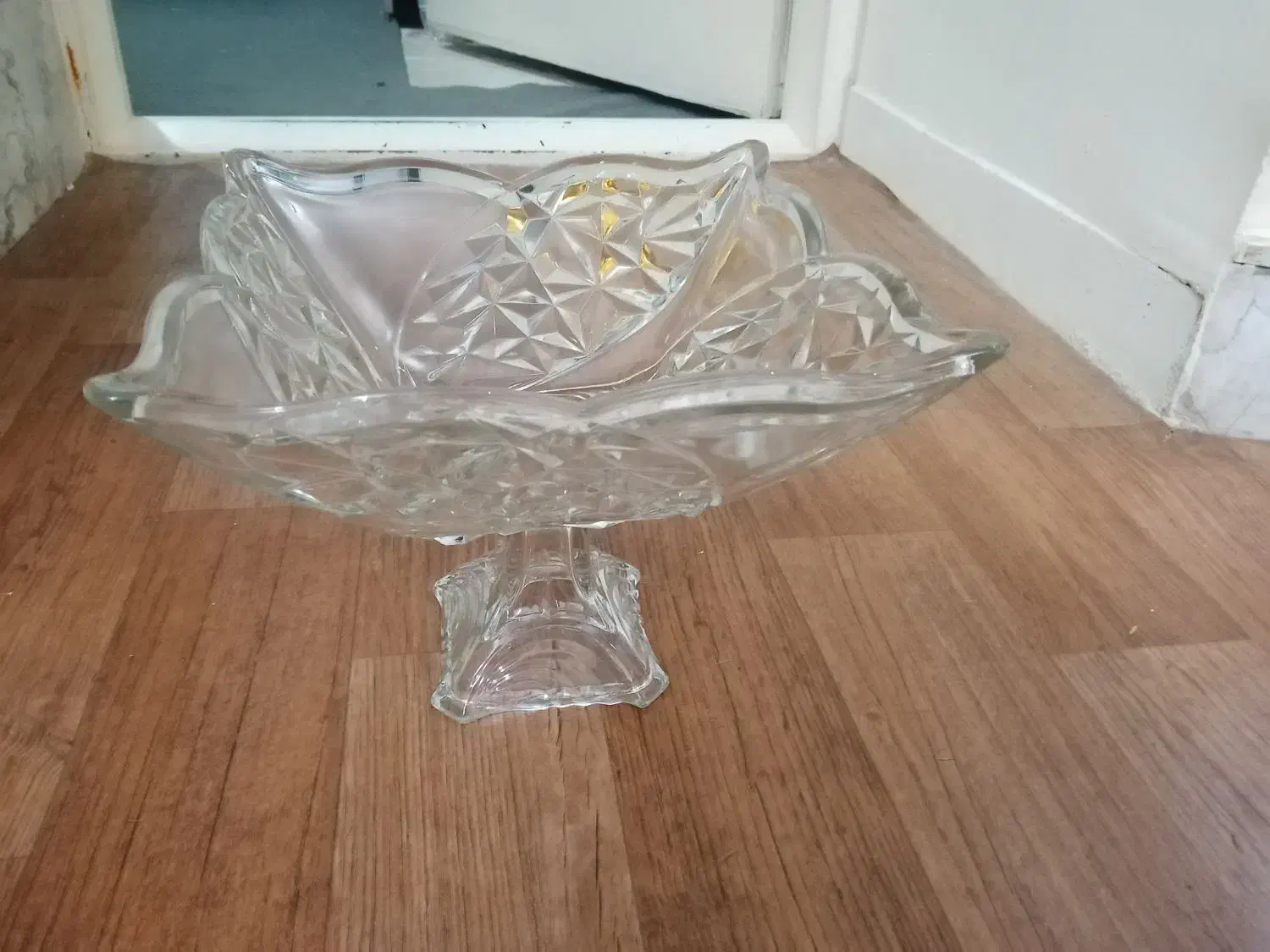 میوه خوری پایه دار نو|ظروف سرو و پذیرایی|قرچک, زیبا شهر|دیوار