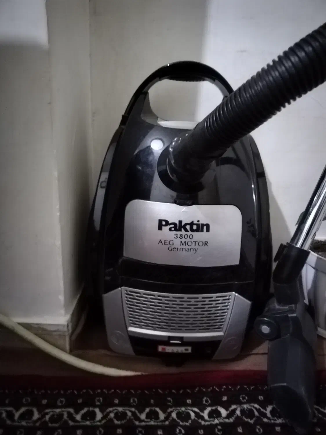 جاروبرقی|جاروبرقی، جارو شارژی، بخارشو|قروه, |دیوار