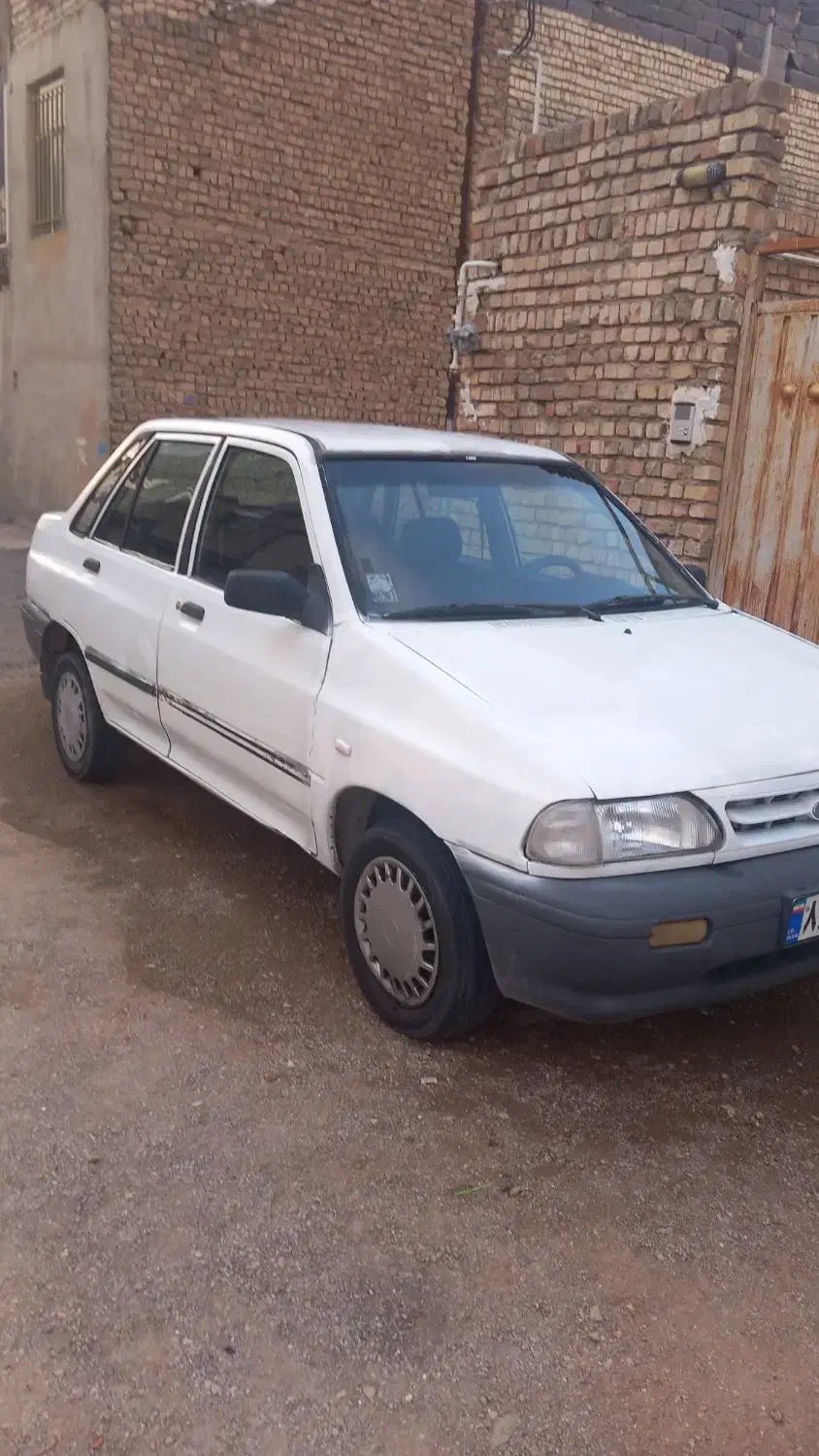 پراید مدل ۸۲|خودرو سواری و وانت|ساوه, |دیوار