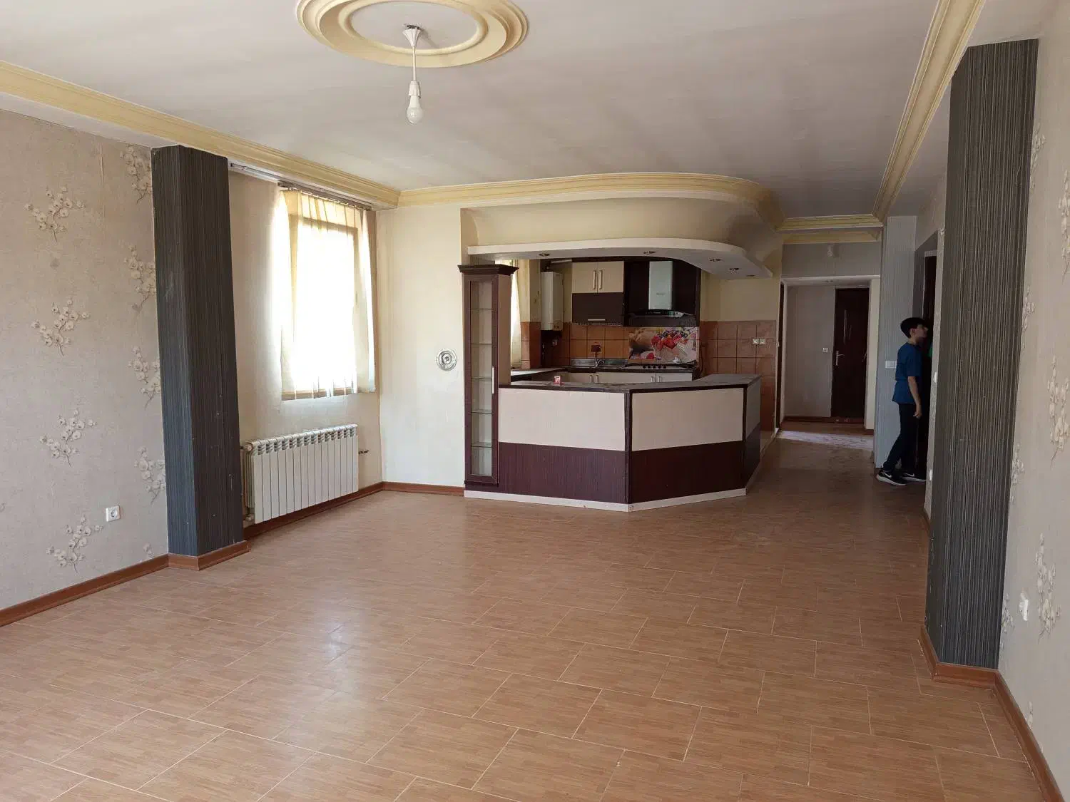 ۹۳ متر ۲ خواب مرکز شهر طبقه۳ آسانسور پارکینگ انبار|فروش آپارتمان|بجنورد, |دیوار