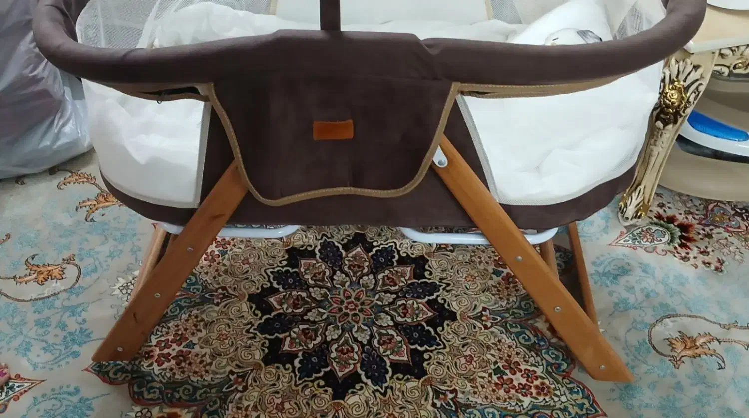 تخت وگهواره فرهان|اسباب و اثاث بچه|ورامین, ورامین|دیوار