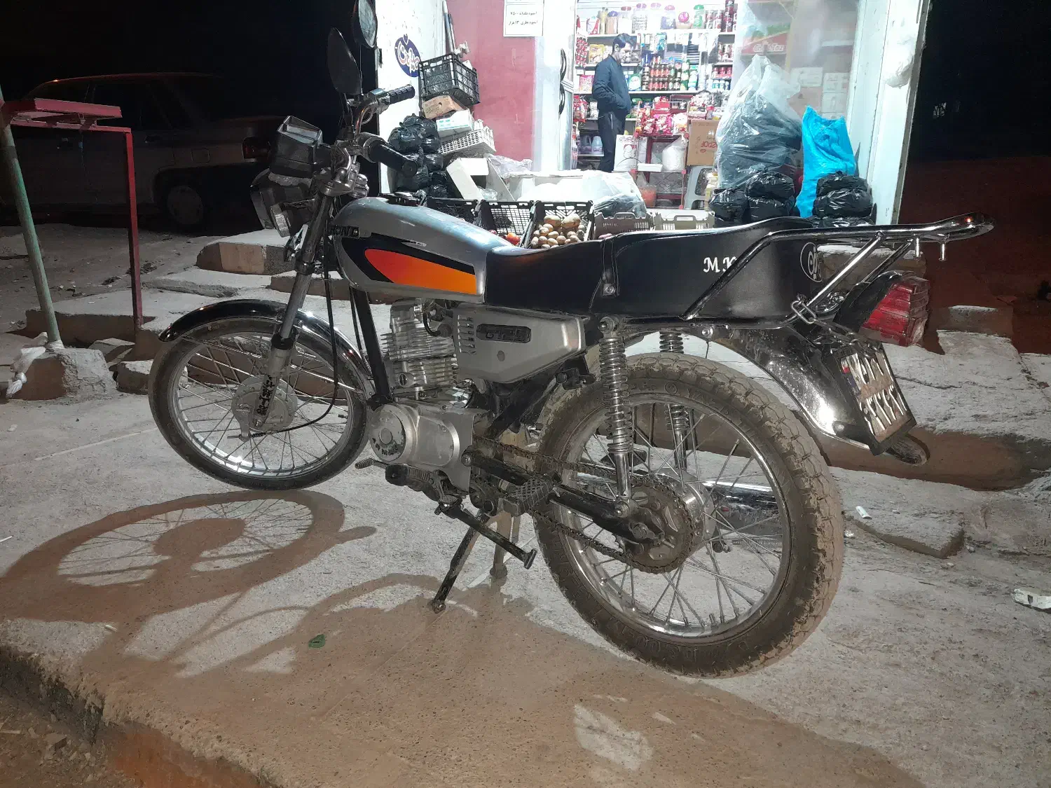 موتور ۱۲۵ تمیز|موتورسیکلت|خرم‌آباد, |دیوار