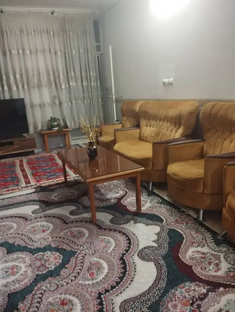 رهن کامل نیم طبقه سراه ابنما|اجارهٔ خانه و ویلا|یزد, |دیوار