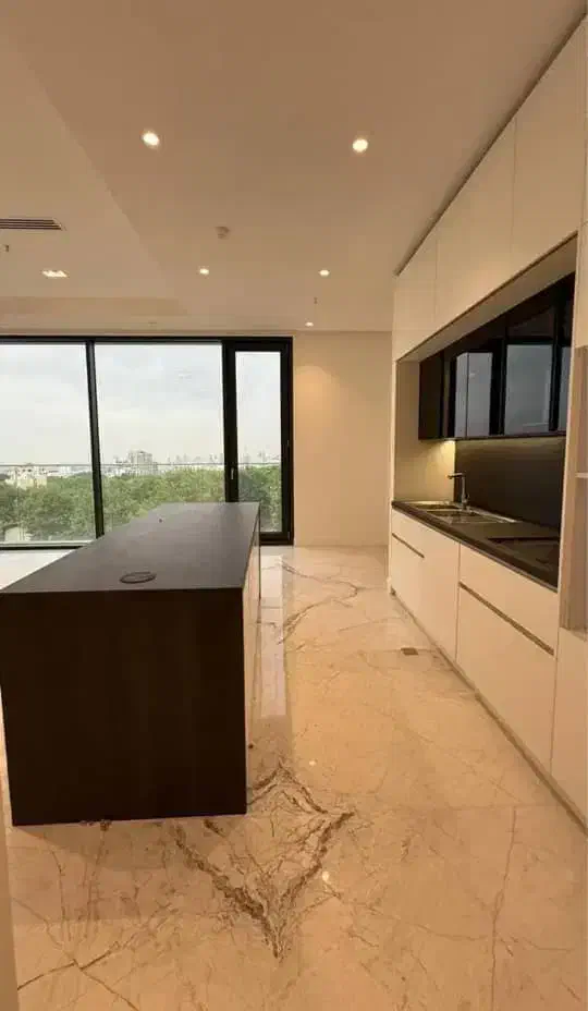 ۱۴۰متر*آکواریوم نور*کلید نخورده*سوپرسازه*تکواحدی