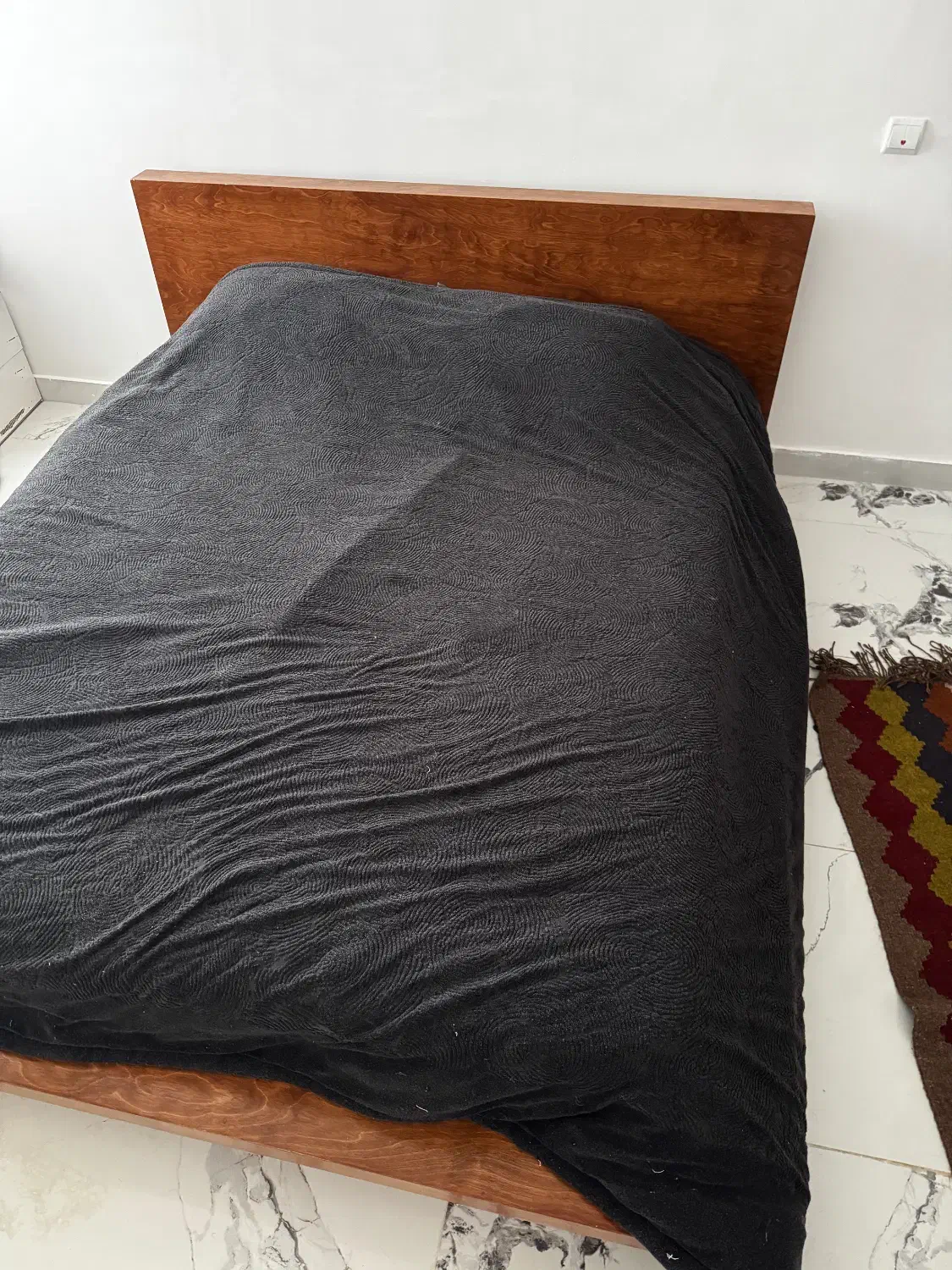 تخت دونفره چوب روس|تخت و سرویس خواب|ایلام, |دیوار