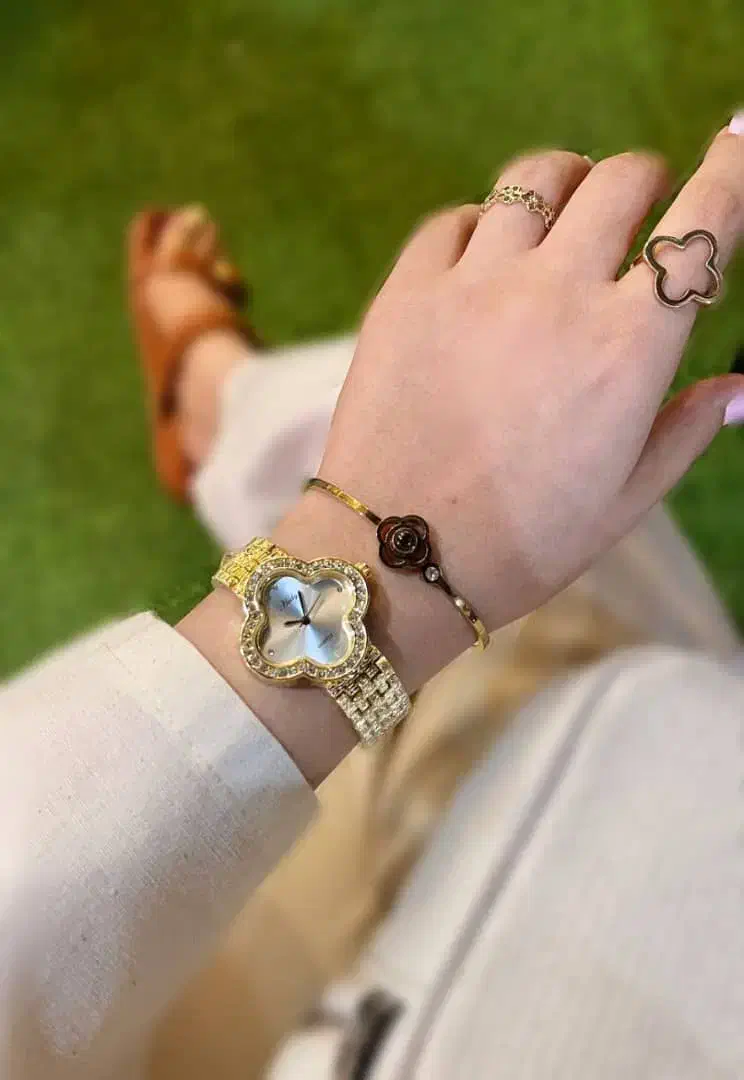 ساعت مچی|ساعت|مریوان, |دیوار