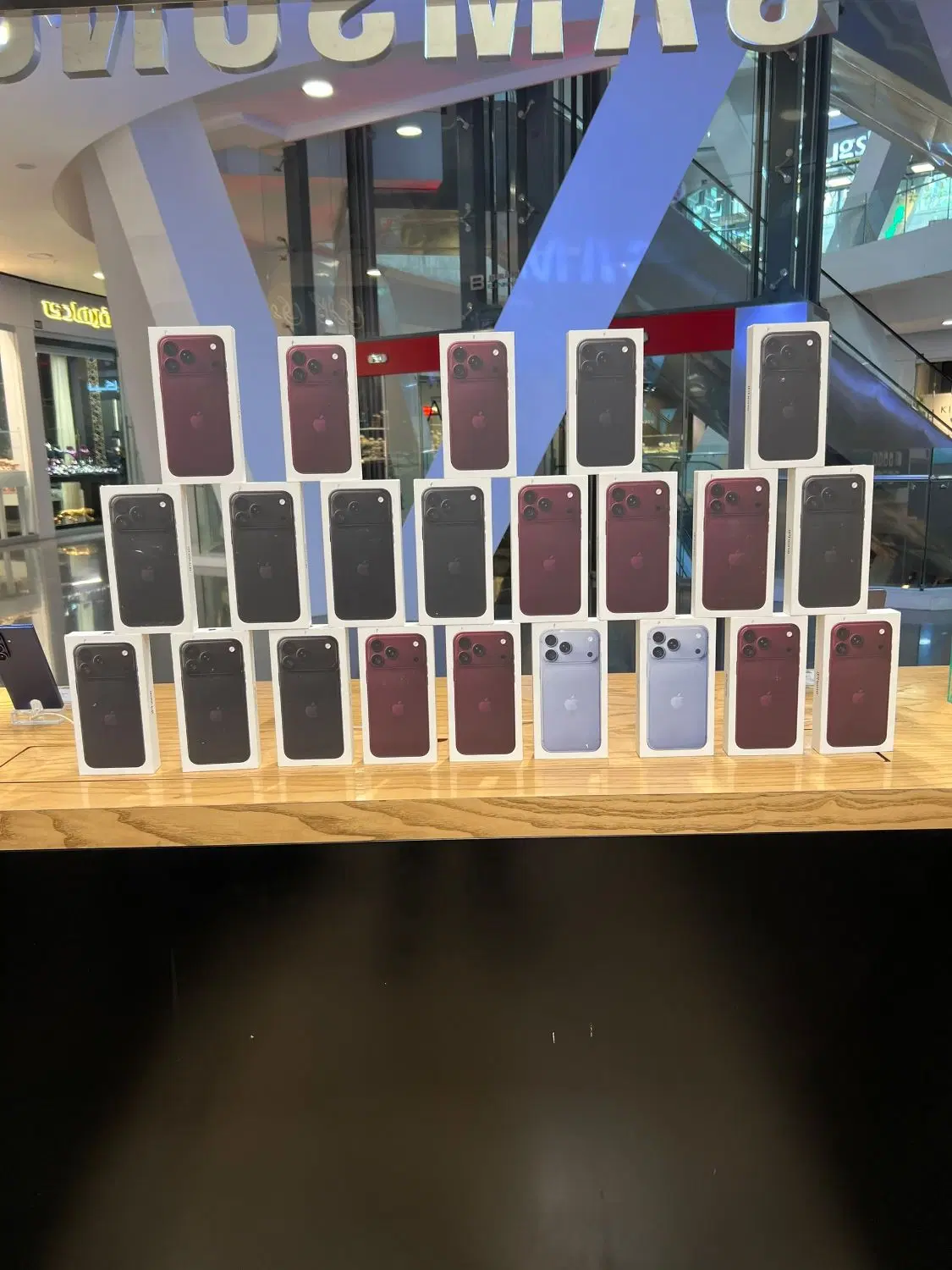 Iphone 18 pro max|موبایل|تهران, اقدسیه|دیوار