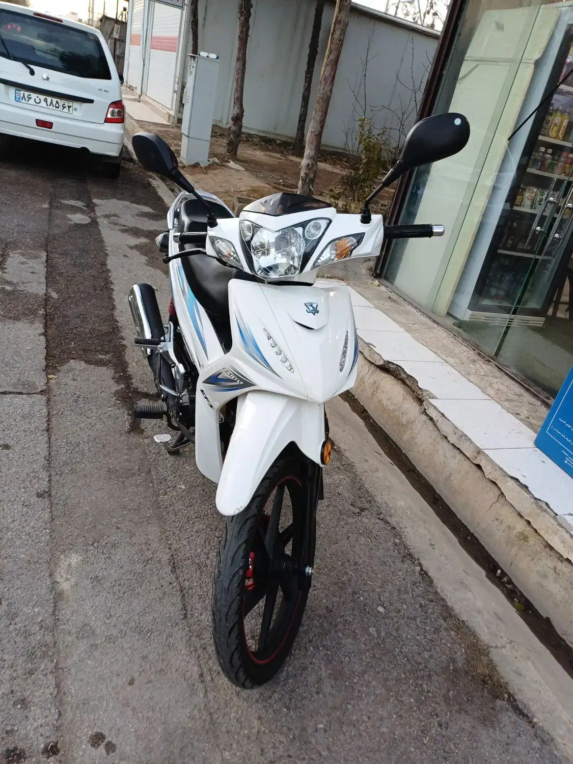 ویو آشیل|موتورسیکلت|شیراز, منطقه هوایی شهید دوران|دیوار