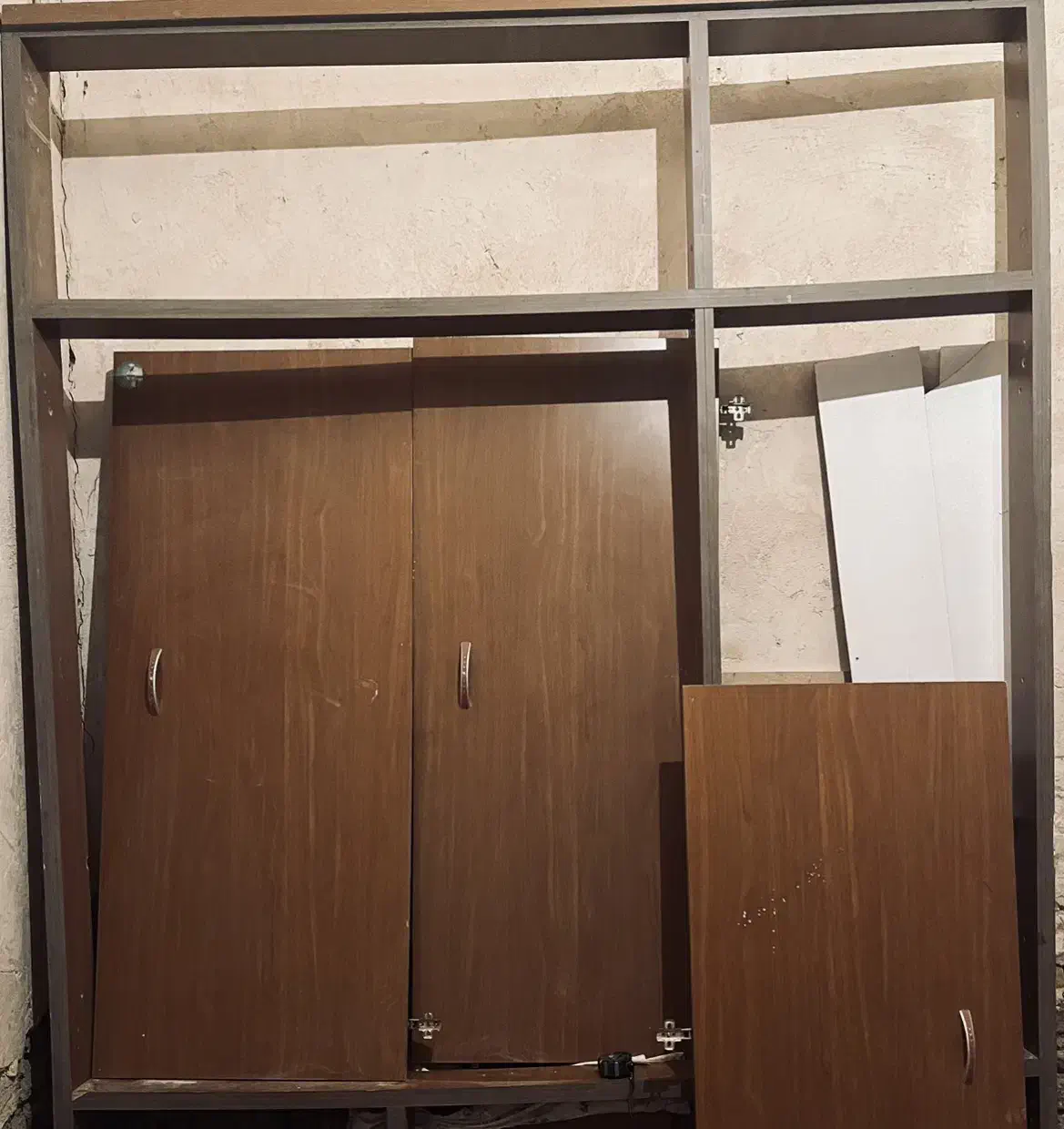 کمد دیواری تخت دراور کاملا سالم|جاکفشی، کمد، دراور|ارومیه, |دیوار