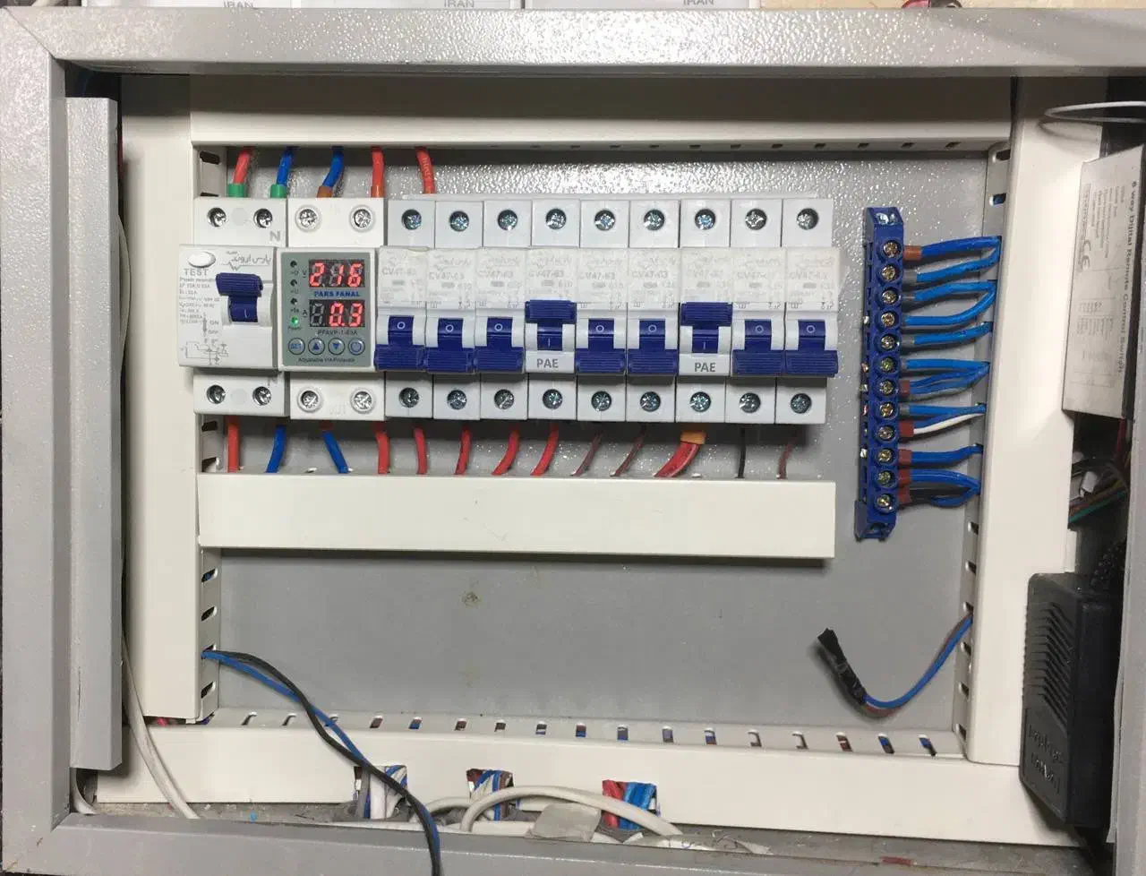 سیم کشی ساختمان|خدمات پیشه و مهارت|تربت‌حیدریه, طالقانی|دیوار