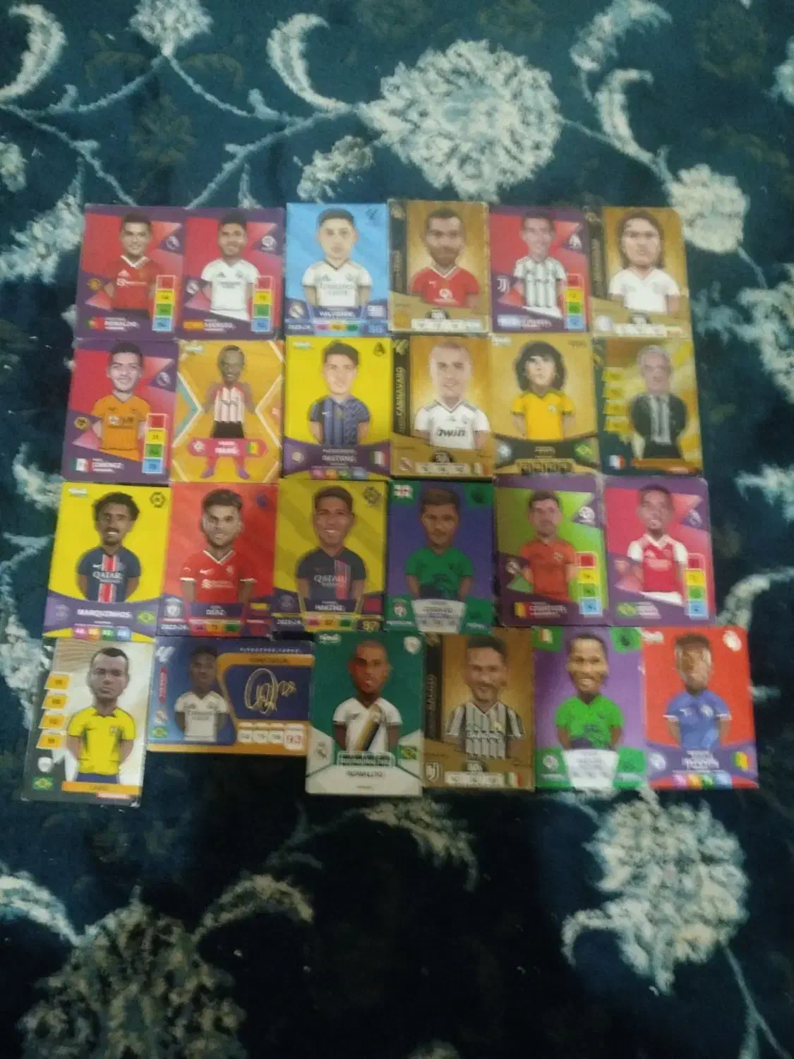 کیمدی|اسباب‌‌بازی|کامفیروز, |دیوار