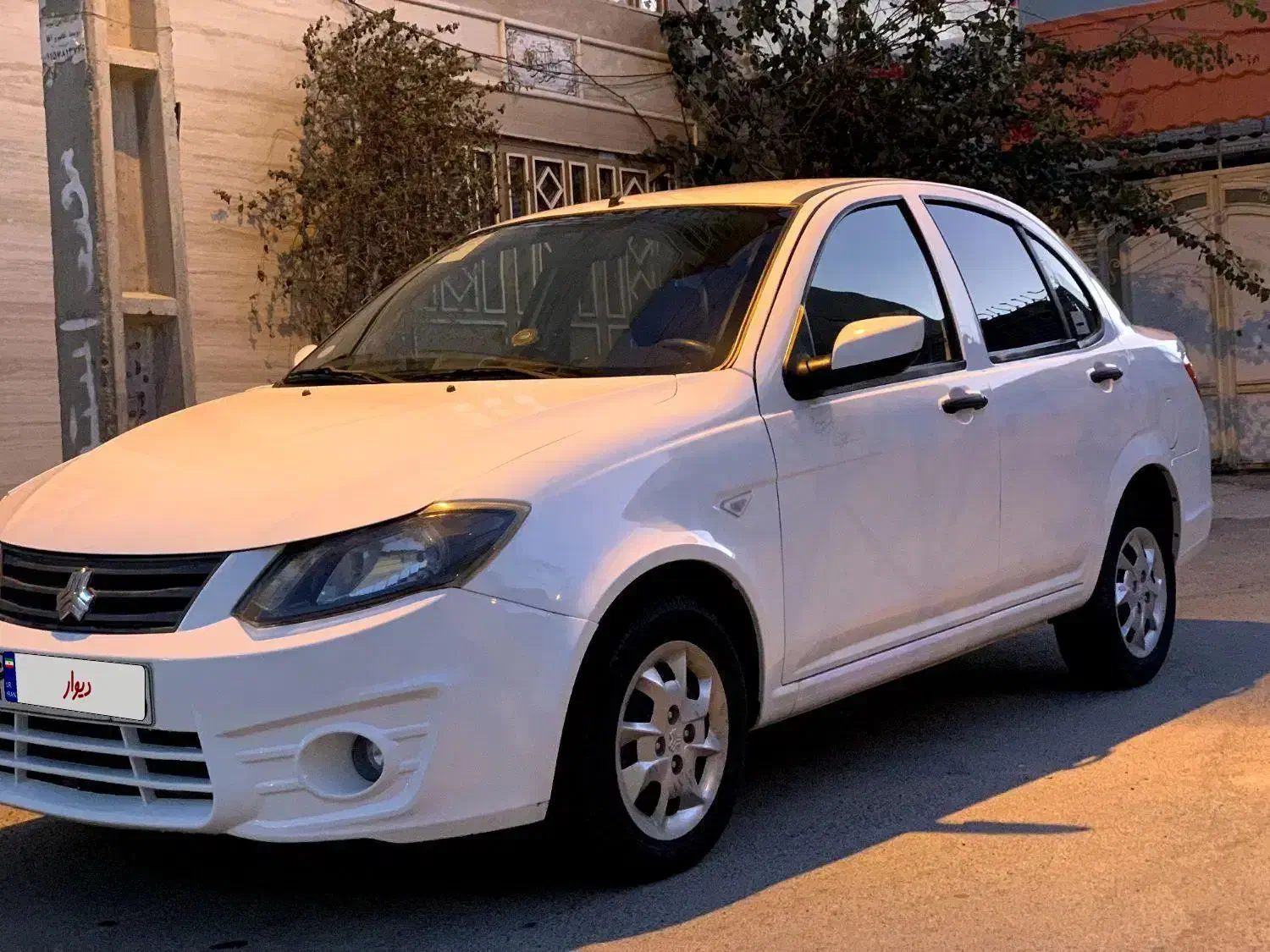 ساینا مدل ۱۴۰۰کارمندی تک برگ سند بدون رنگ|خودرو سواری و وانت|زاهدان, |دیوار