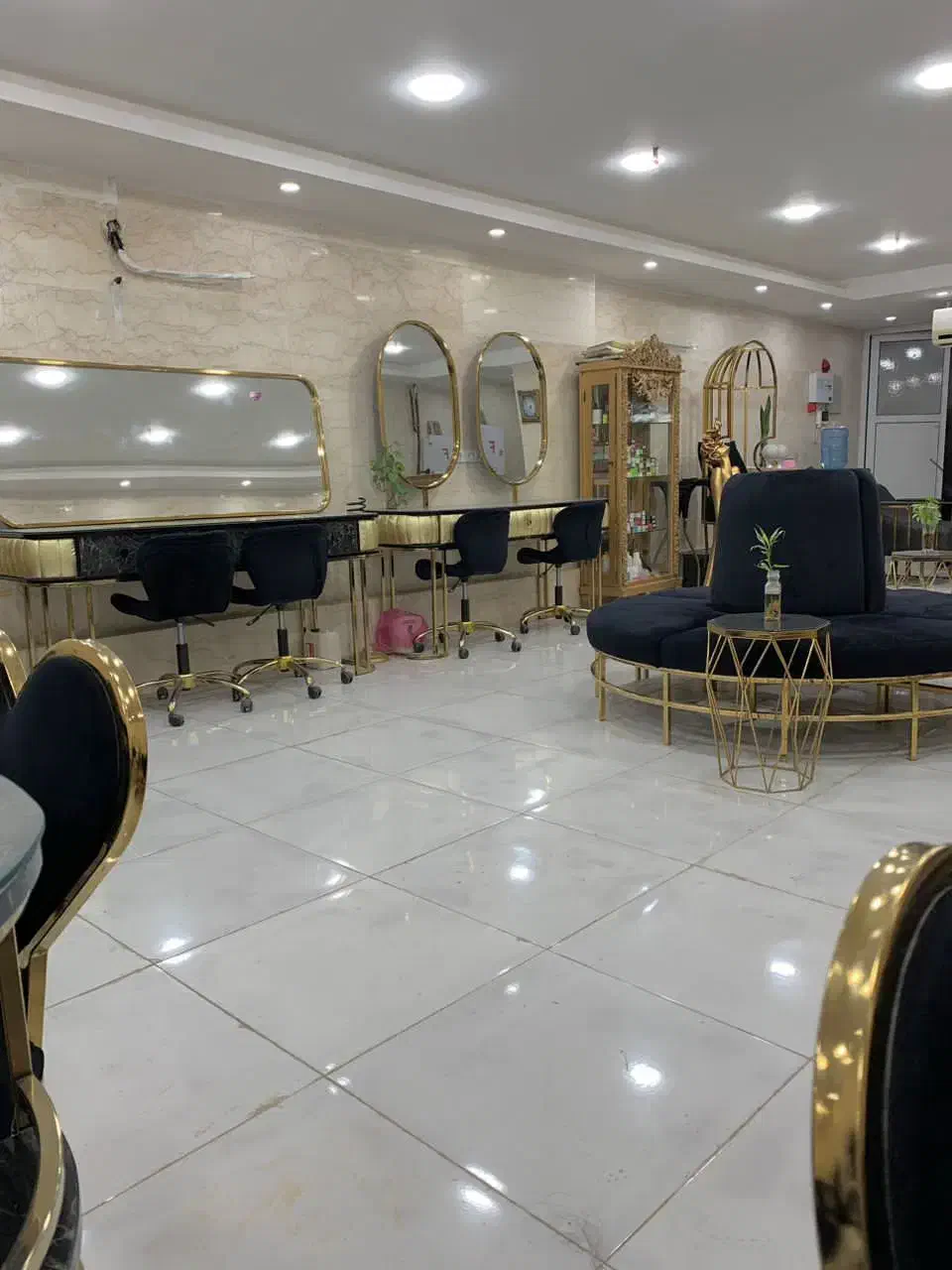 فروش لوازم سالن زیبایی و آرایشگاه|آرایشگاه و سالنهای زیبایی|اهواز, کوروش|دیوار