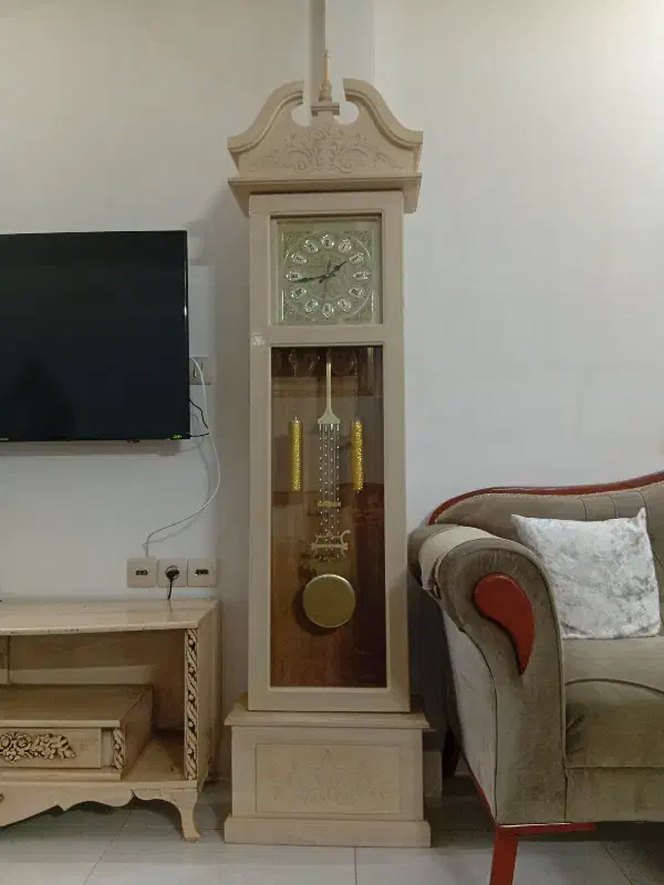 ساعت ومیزتلویزیون|ساعت دیواری و تزئینی|مشهد, توس (بلوار توس)|دیوار