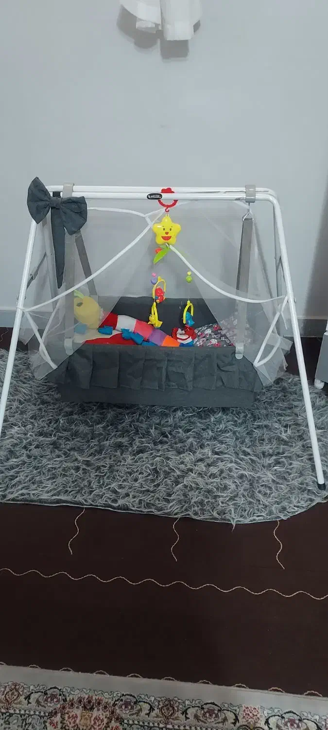 گهواره نوزاد|تخت و صندلی بچه|کرمانشاه, |دیوار