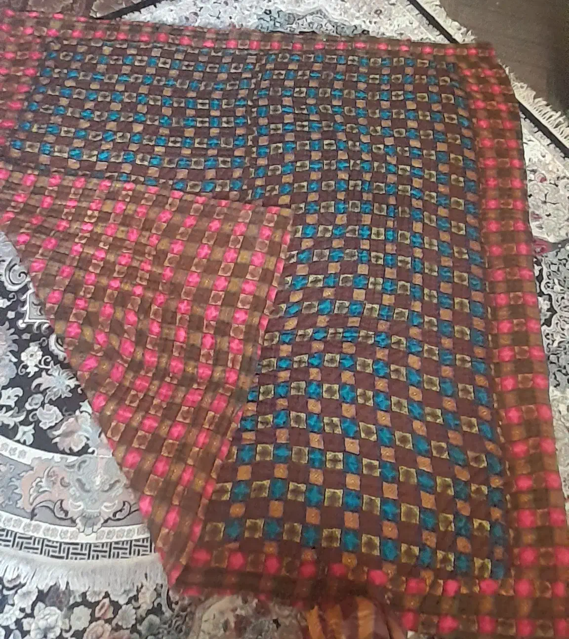 لاف وپتو|رختخواب، بالش، پتو|هامون, |دیوار