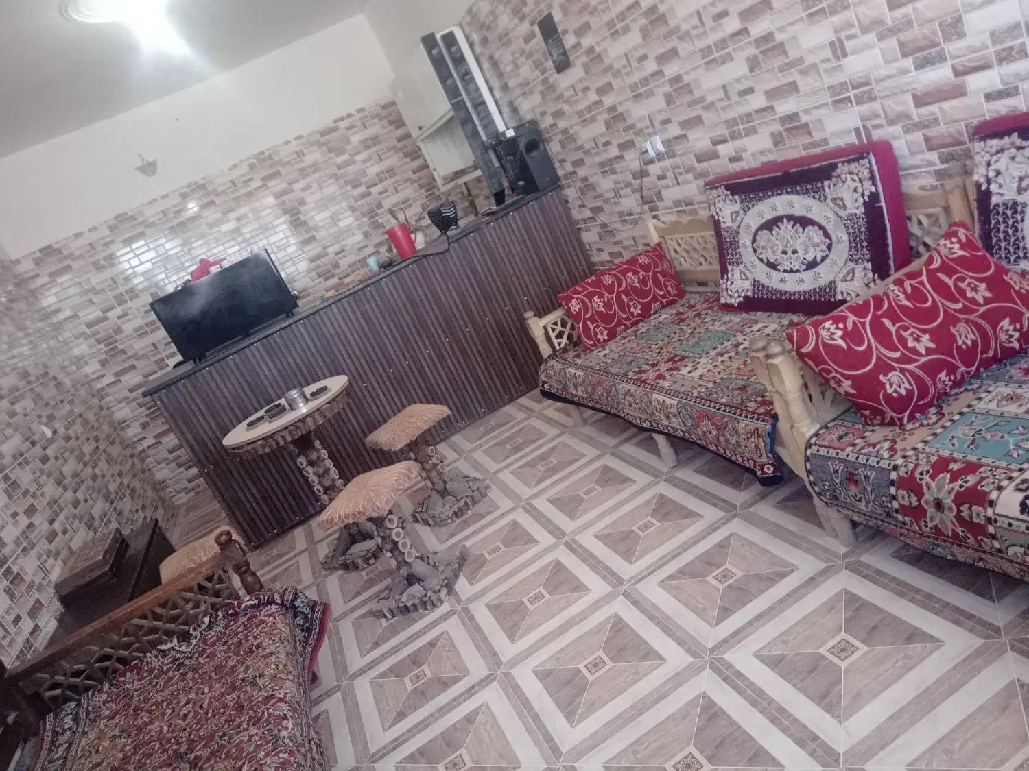 فوری|کافیشاپ و رستوران|فهرج, |دیوار