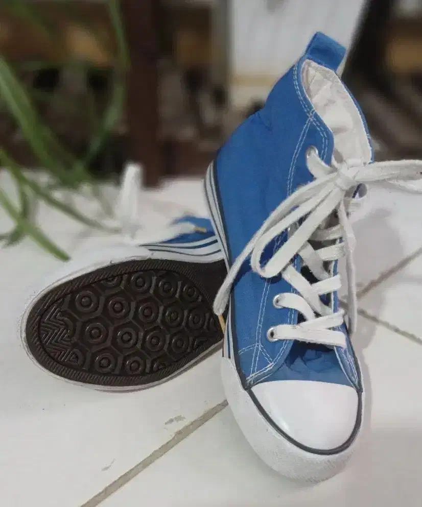 کفش مدرسه بچگانه و دمپایی زنانه|کفش و لباس بچه|کرج, کیانمهر|دیوار