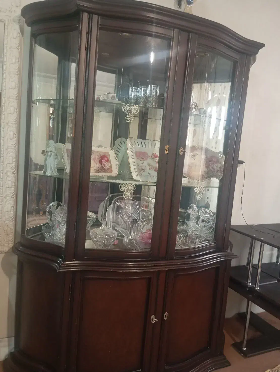 بوفه.مبل.میز عسلی،ومیز سماور|مبلمان خانگی و میز عسلی|مراغه, |دیوار