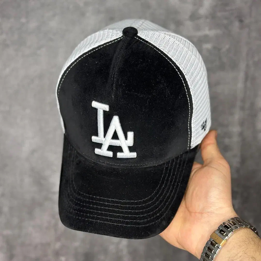 ۵۰ عدد کلاه مخمل پشت توری  وارداتی یکجا|لباس|بوکان, |دیوار