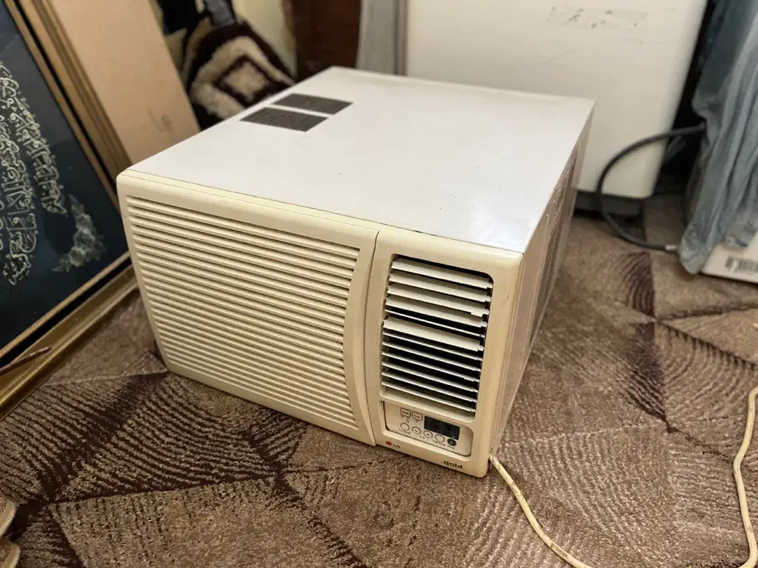 کولر گازی پنجره ای|کولر گازی و فنکوئل|چالوس, |دیوار